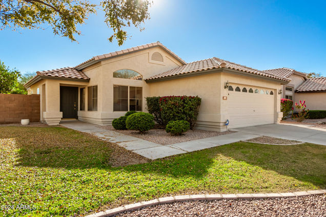 401 W Calle Monte Vista Tempe, AZ House Sold - Photo 1 of 33. Opens carousel modal