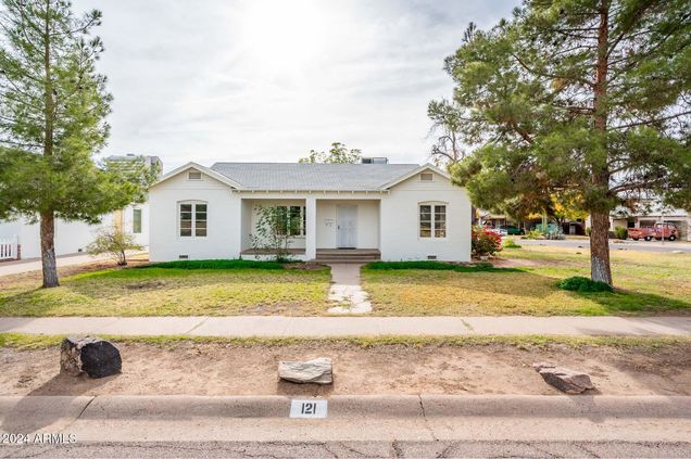 121 W Glenrosa Avenue Phoenix, AZ House Sold - Photo 1 of 34. Opens carousel modal