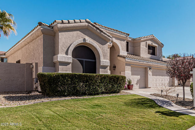 3331 S Vine Street Chandler, AZ House Sold - Photo 1 of 49. Opens carousel modal