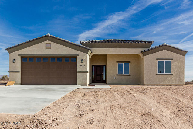 3811 N 335th Avenue Tonopah, AZ House Active - Photo 1 of 52. Opens carousel modal