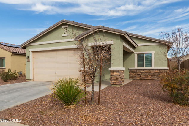 274 W Kona Drive Casa Grande, AZ House Active - Photo 1 of 17. Opens carousel modal