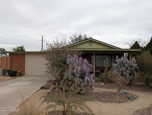 7109 N 25th Drive