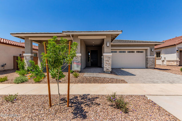 21952 E Saddle Court E