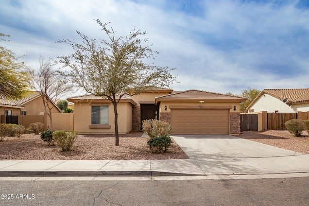 22065 W Twilight Trail
