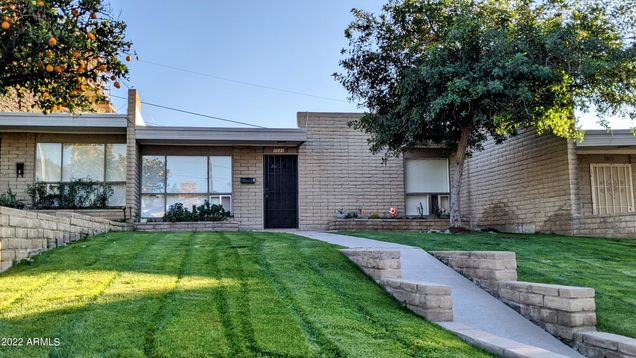 1031 E Butler Drive Phoenix, AZ Apartment Active - Photo 1 of 18. Opens carousel modal