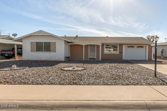 11622 N Desert Hills Drive W