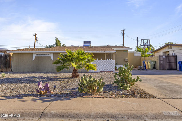 6627 W Keim Drive Glendale, AZ House Active - Photo 1 of 31. Opens carousel modal