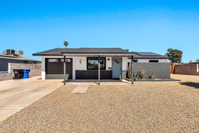 3320 E Claire Drive