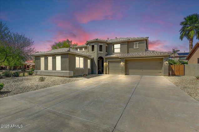 15138 W Campbell Avenue Goodyear, AZ House Sold - Photo 1 of 45. Opens carousel modal