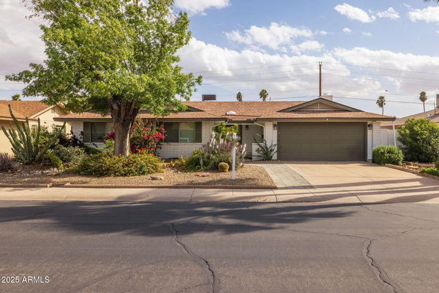 2539 E Geneva Drive