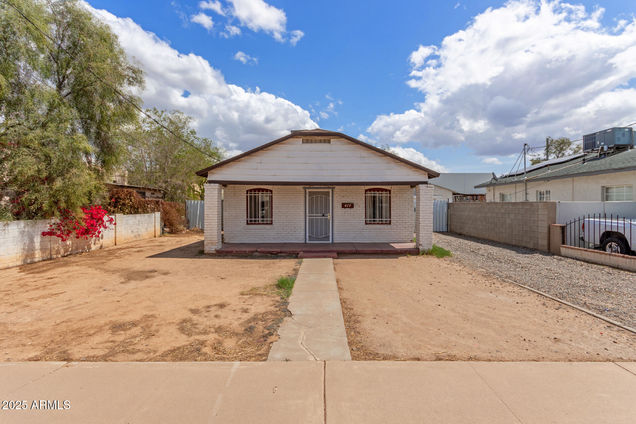 417 N 20th Avenue Phoenix, AZ House Sold - Photo 1 of 14. Opens carousel modal