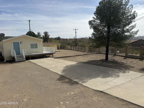 76 W Sunset Drive