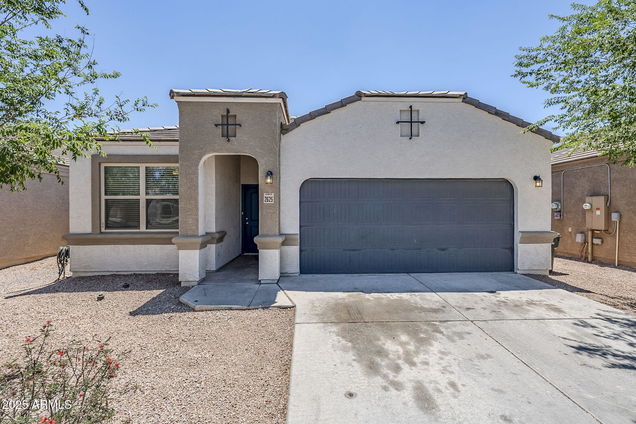 2625 W Gaby Road Phoenix, AZ House Pending - Photo 1 of 36. Opens carousel modal