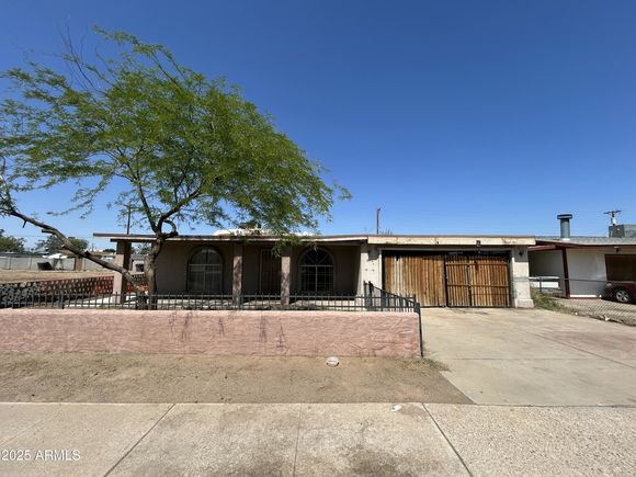 1816 N 38th Drive Phoenix, AZ House Sold - Photo 1 of 10. Opens carousel modal