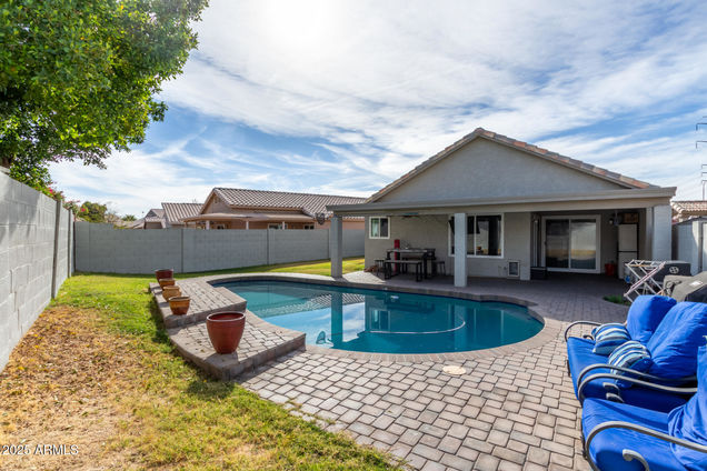 4112 E Tanglewood Drive Phoenix, AZ House Active - Photo 1 of 32. Opens carousel modal