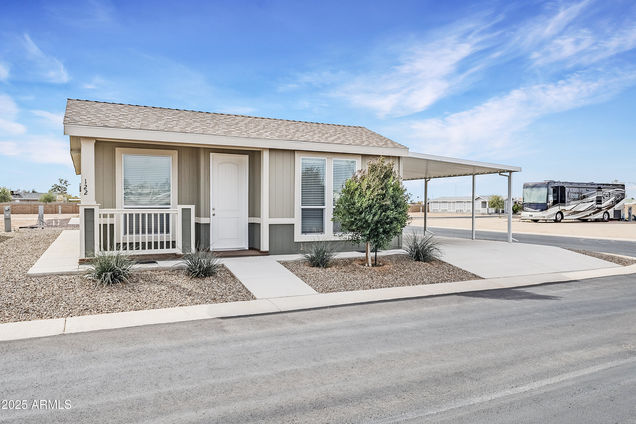 312 E O'neil Drive