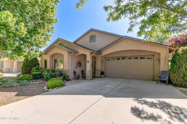 5461 N Bremont Way