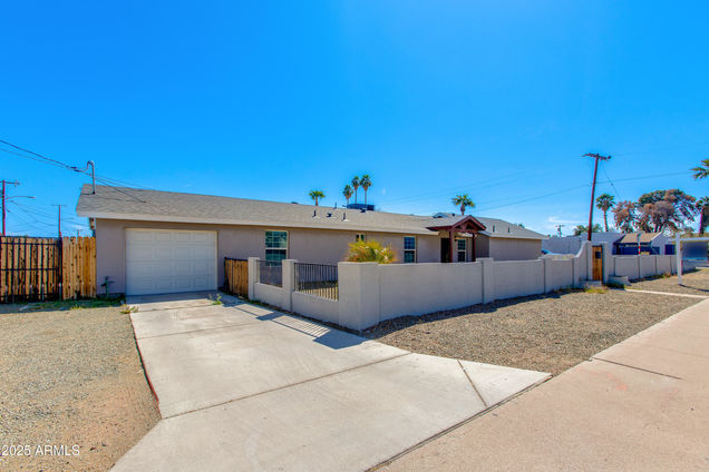 3601 N 12th Street Phoenix, AZ House Active - Photo 1 of 22. Opens carousel modal