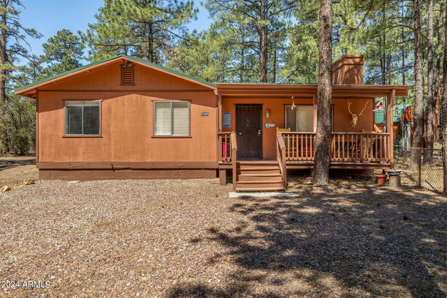 2029 Moccasin Circle