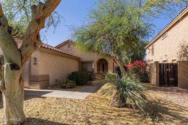 7304 W Irma Lane Glendale, AZ House Active - Photo 1 of 25. Opens carousel modal