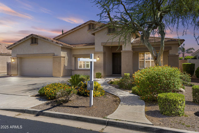 9733 W Hedge Hog Place Peoria, AZ House Active - Photo 1 of 36. Opens carousel modal