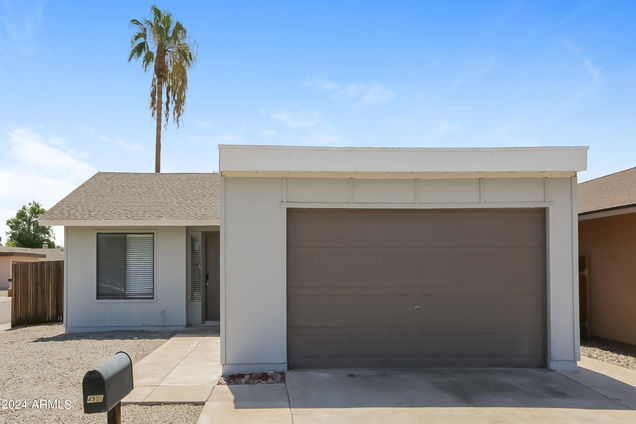 4901 W Puget Avenue Glendale, AZ House Active - Photo 1 of 16. Opens carousel modal