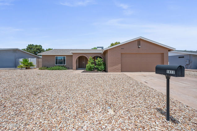 1412 W Palomino Drive Chandler, AZ House Active - Photo 1 of 26. Opens carousel modal