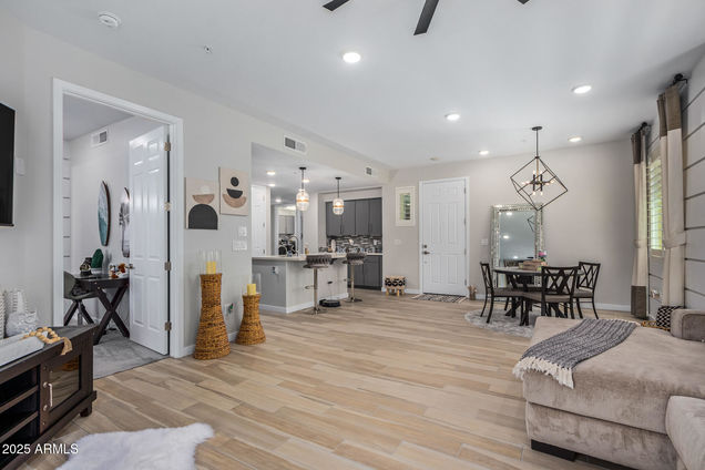 250 W Queen Creek Road