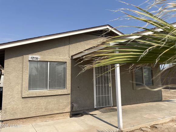 1209 S Central Avenue