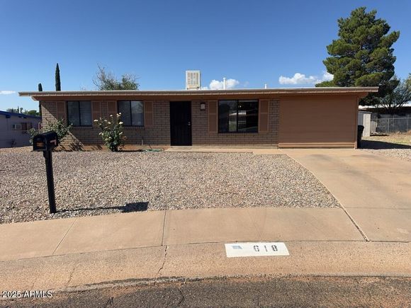 618 N Giuseppe Place Sierra Vista, AZ House Active - Photo 1 of 25. Opens carousel modal