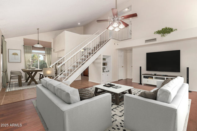 812 E Calle Del Norte