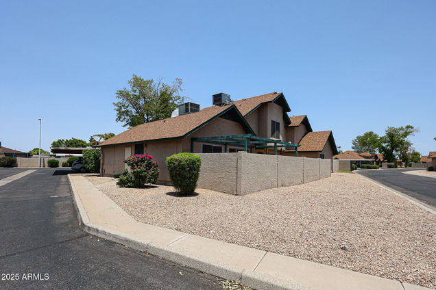 4830 W Manzanita Drive