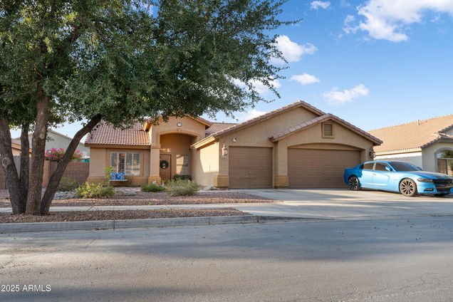 7934 W Gibson Lane