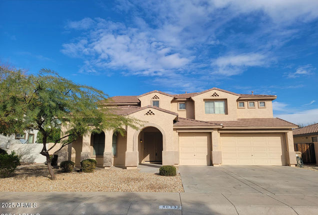 4823 N 152nd Drive
