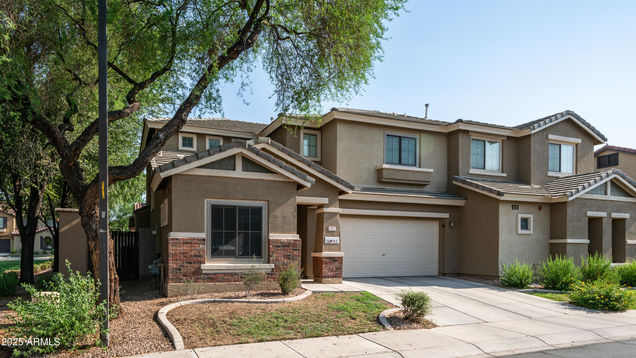 1511 E Joseph Way