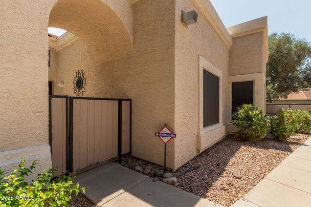 1111 W Summit Place