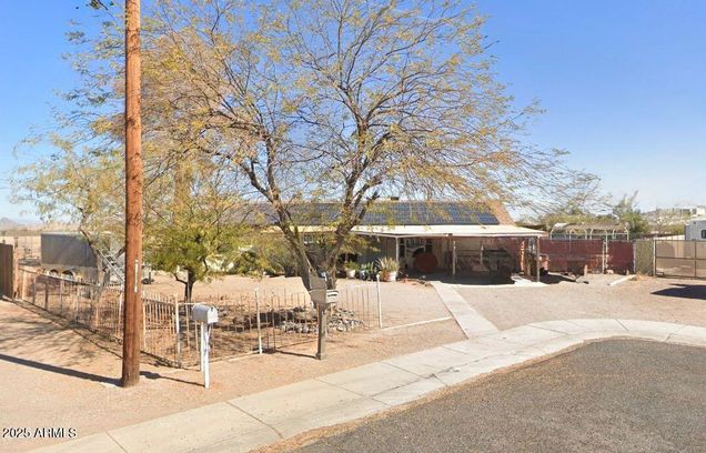 1285 N Mesquite Lane