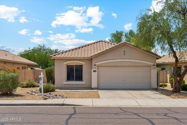 4051 W Buckskin Trail