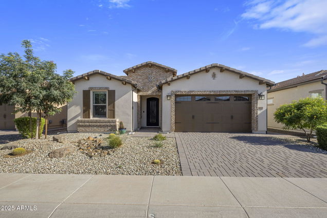617 E Citrus Hollow Way