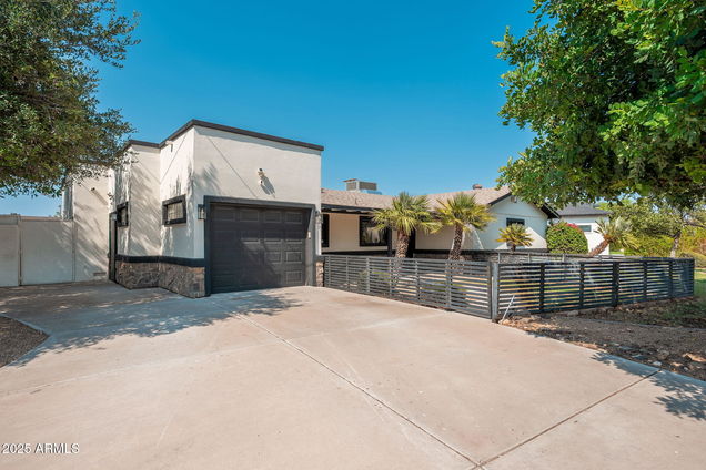 3002 E Glenrosa Avenue Phoenix, AZ House Active - Photo 1 of 38. Opens carousel modal