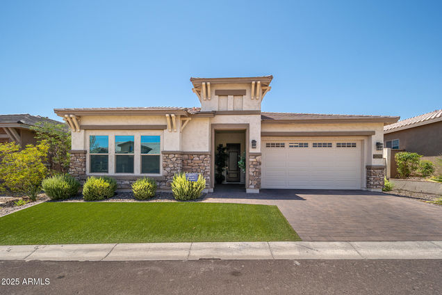 21255 W Minnezona Avenue
