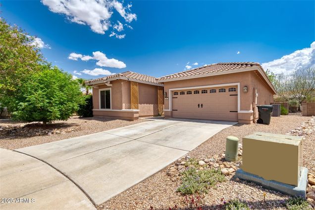 856 Chimayo Court