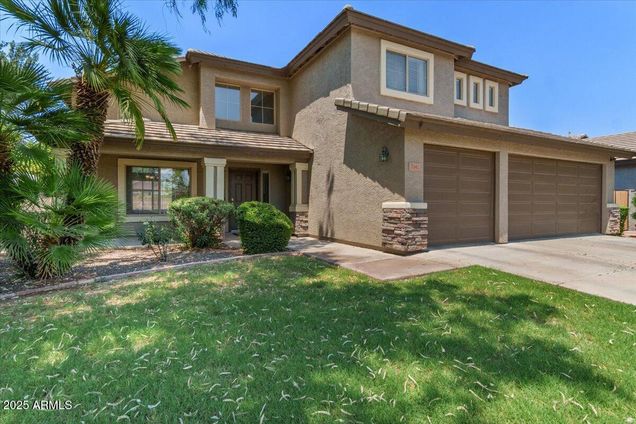 3342 E Cotton Lane