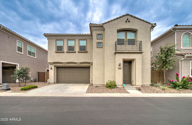 1133 E Newland Drive
