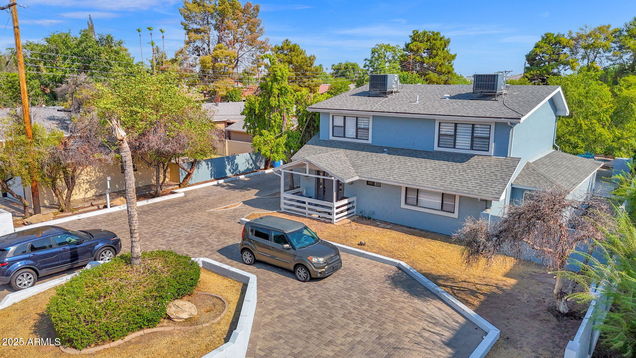 3217 E Flower Street