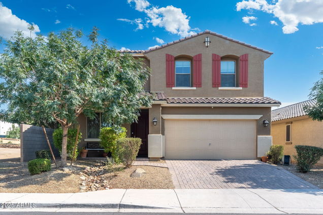 2811 E Dunbar Drive