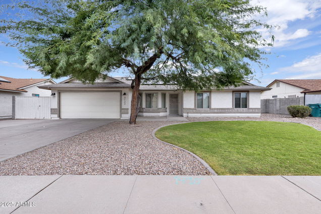 3122 E Leonora Street Mesa, AZ House Active - Photo 1 of 36. Opens carousel modal