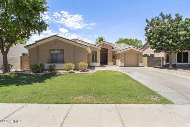1744 S Colonial Drive