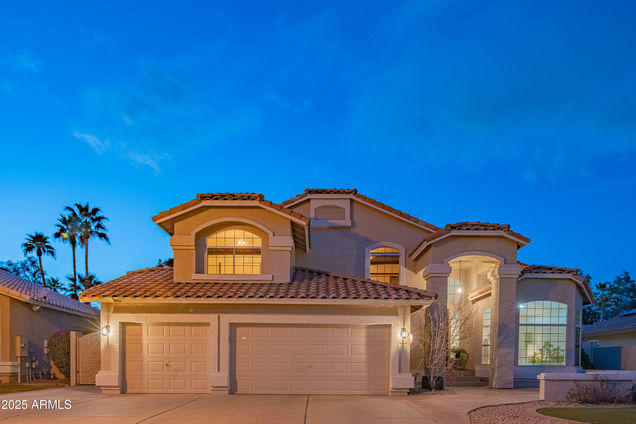 7826 W Kerry Lane