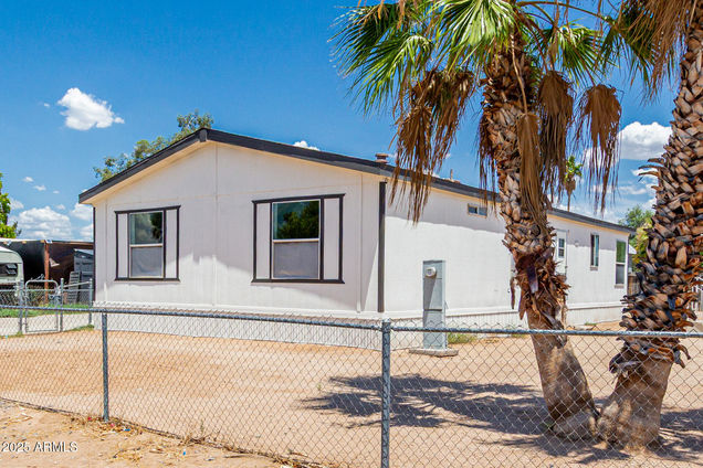331 S 90th Place Mesa, AZ House Active - Photo 1 of 31. Opens carousel modal